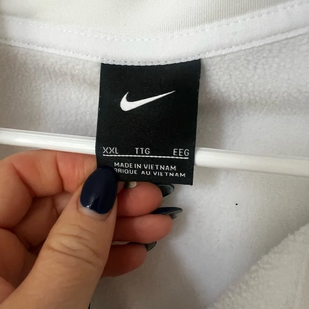 Nike White Fleece Pullover